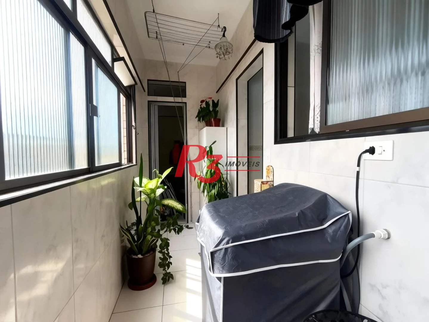 Apartamento com 2 dormitórios à venda, 120 m² por R$ 650.000,00 - Marapé - Santos/SP