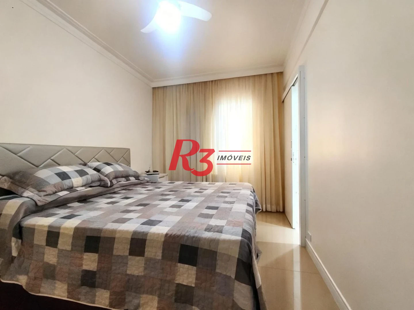 Apartamento com 2 dormitórios à venda, 120 m² por R$ 650.000,00 - Marapé - Santos/SP