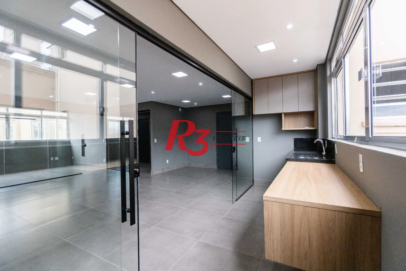 Sala para alugar, 80 m² por R$ 4.000,02/mês - Centro - Santos/SP