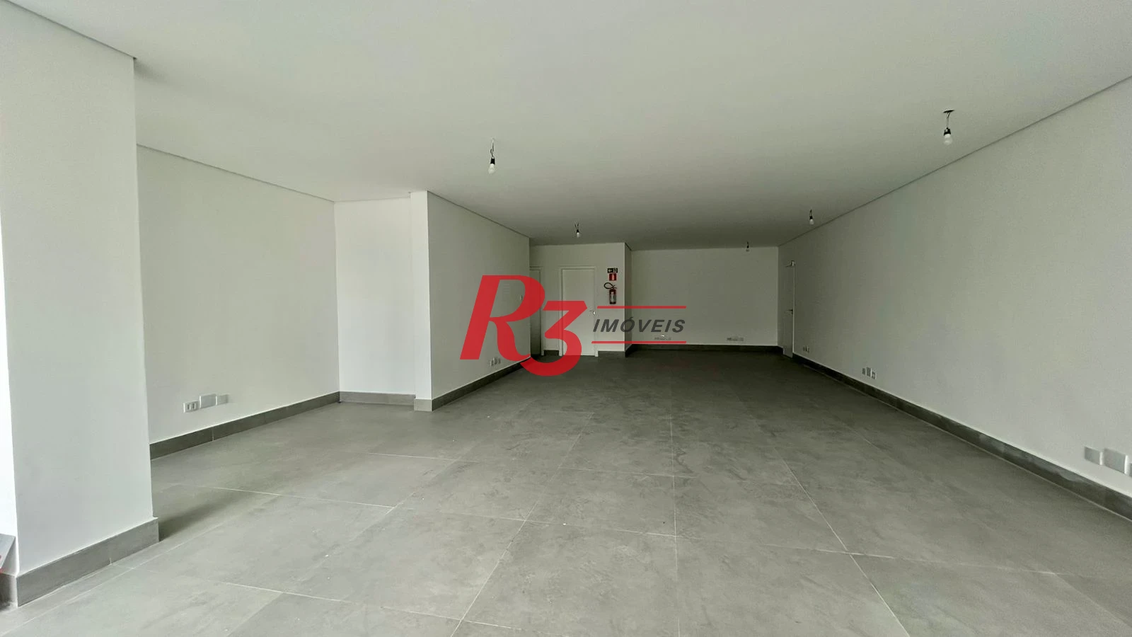 Loja para alugar, 197 m² por R$ 19.872,00/mês - Marapé - Santos/SP
