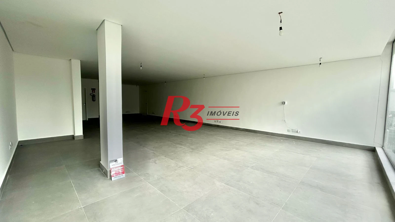 Loja para alugar, 197 m² por R$ 19.872,00/mês - Marapé - Santos/SP