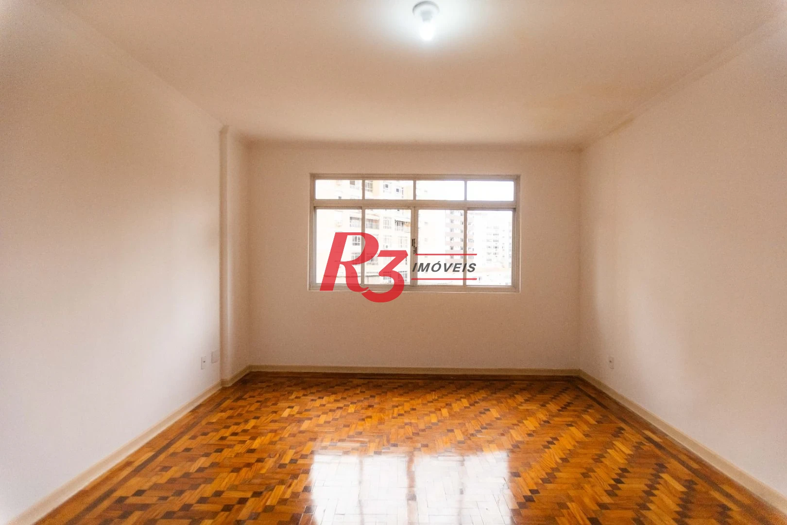 Apartamento com 2 dormitórios à venda, 78 m² por R$ 630.000,00 - Gonzaga - Santos/SP