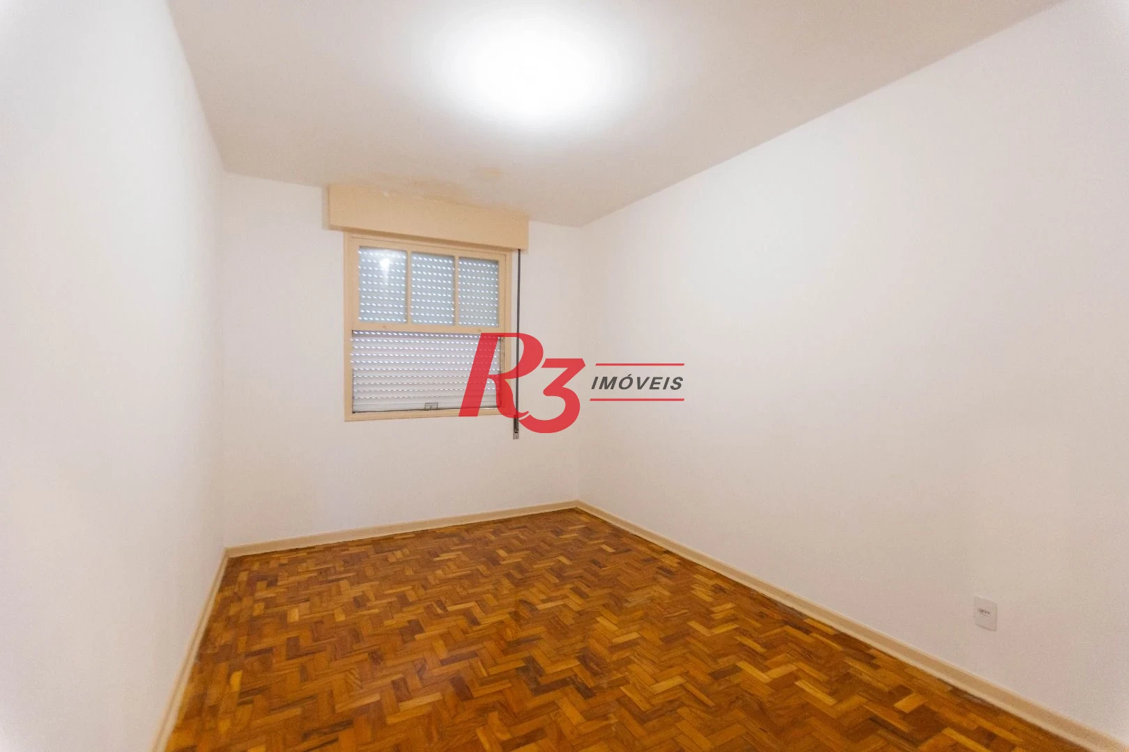 Apartamento com 2 dormitórios à venda, 78 m² por R$ 630.000,00 - Gonzaga - Santos/SP