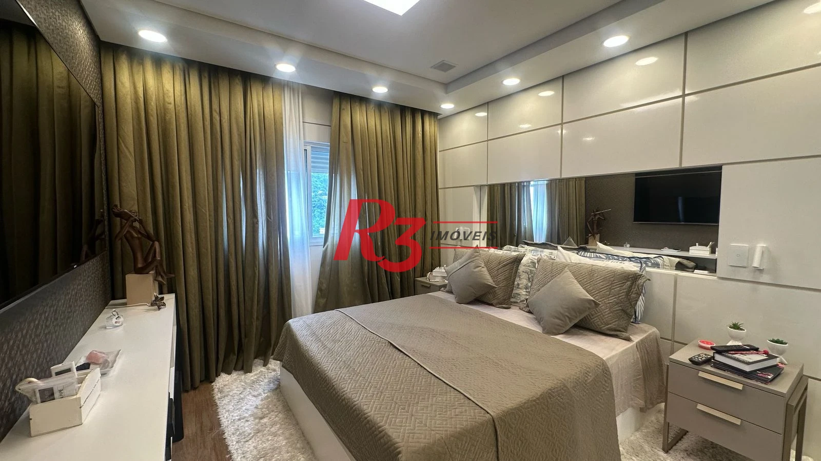 Apartamento com 2 dormitórios à venda, 101 m² por R$ 1.400.000,00 - José Menino - Santos/SP