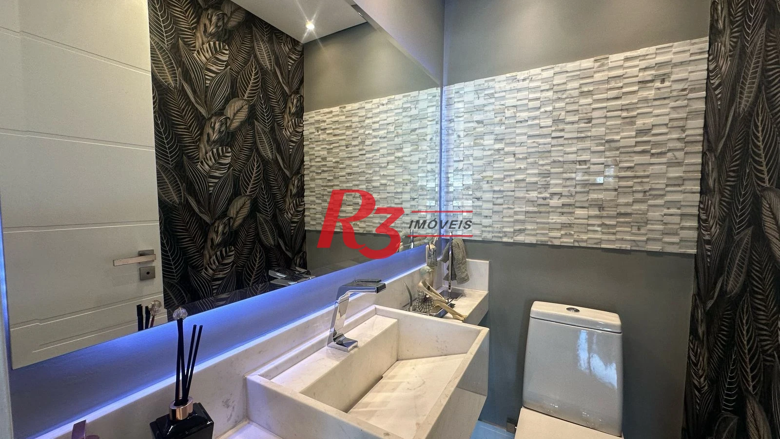Apartamento com 2 dormitórios à venda, 101 m² por R$ 1.400.000,00 - José Menino - Santos/SP