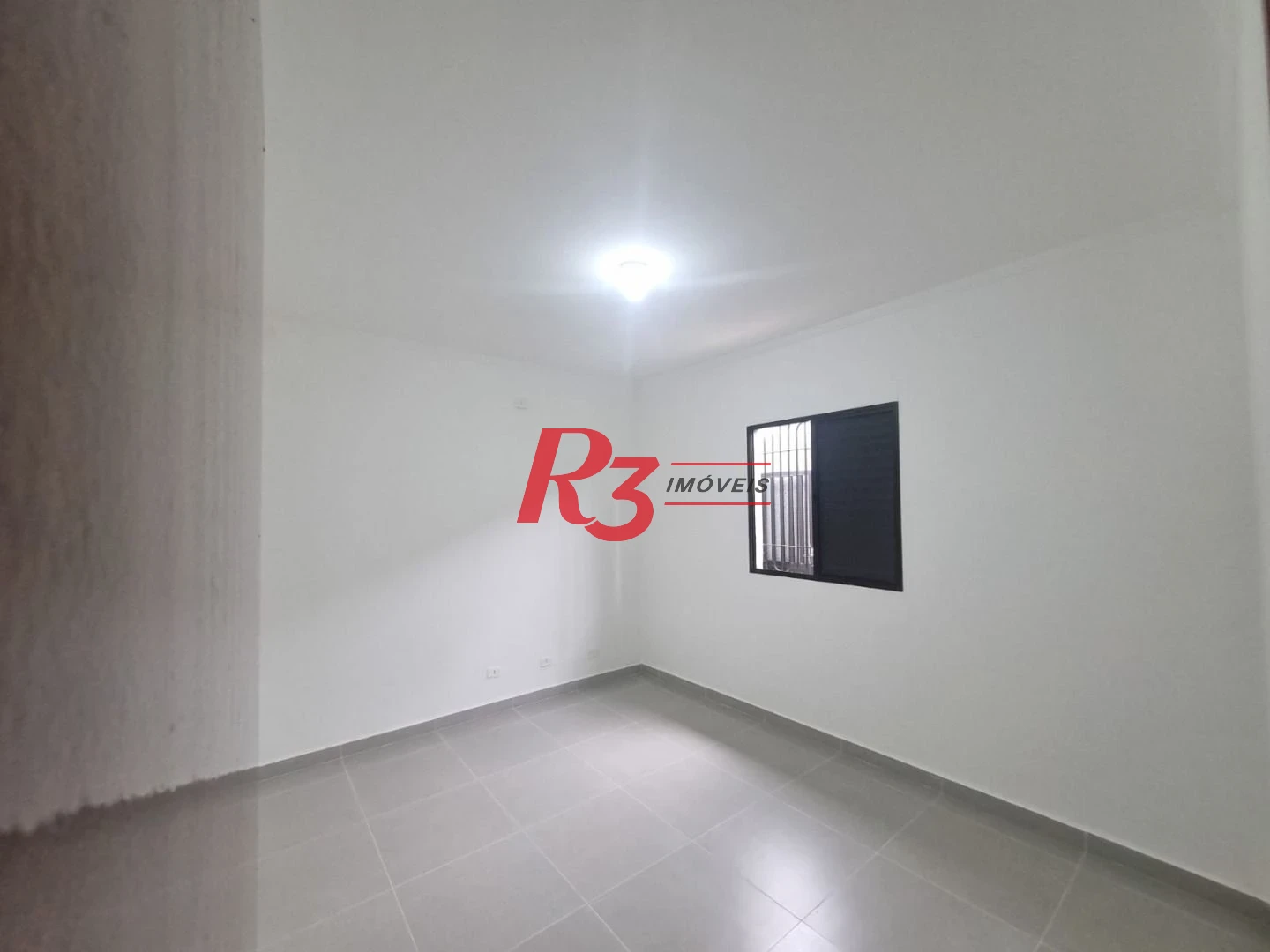 Casa com 3 dormitórios à venda, 150 m² por R$ 532.000,00 - Vila São Jorge - São Vicente/SP
