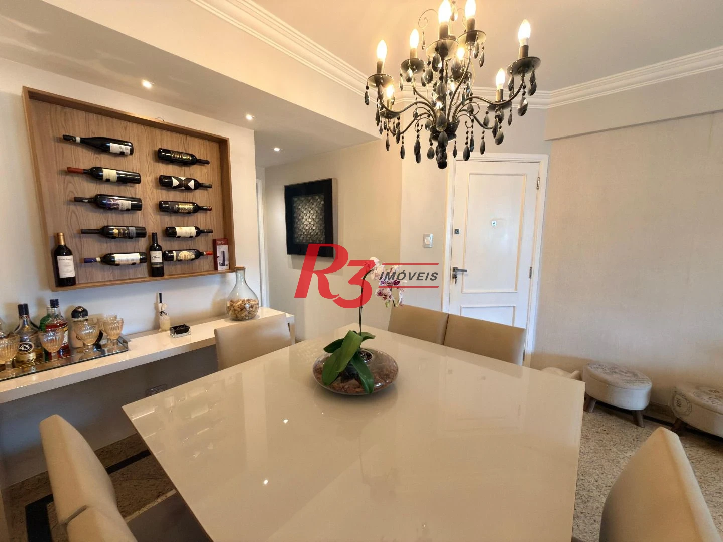 Apartamento com 3 dormitórios à venda, 122 m² por R$ 1.350.000,00 - Pompéia - Santos/SP