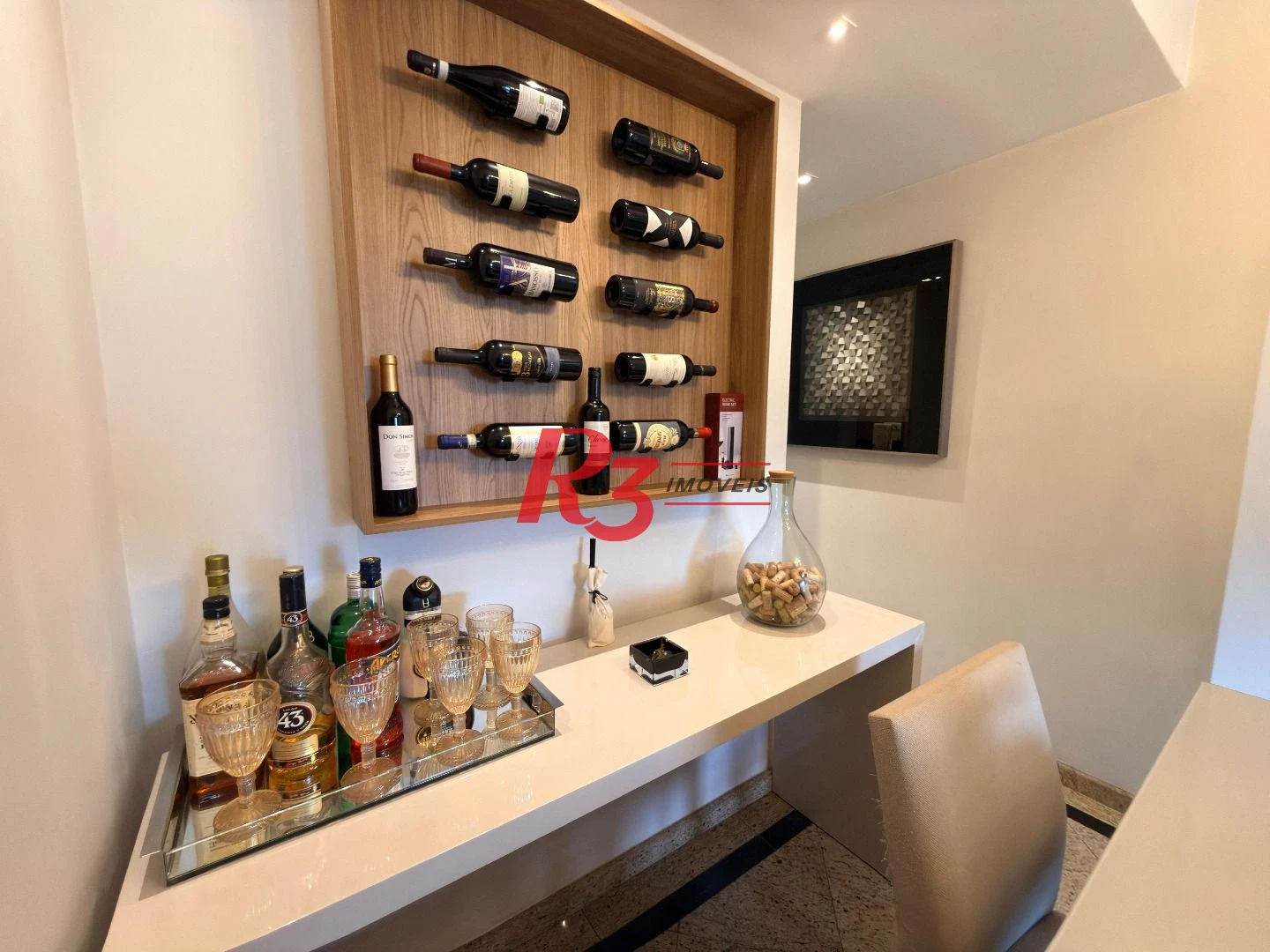 Apartamento com 3 dormitórios à venda, 122 m² por R$ 1.350.000,00 - Pompéia - Santos/SP