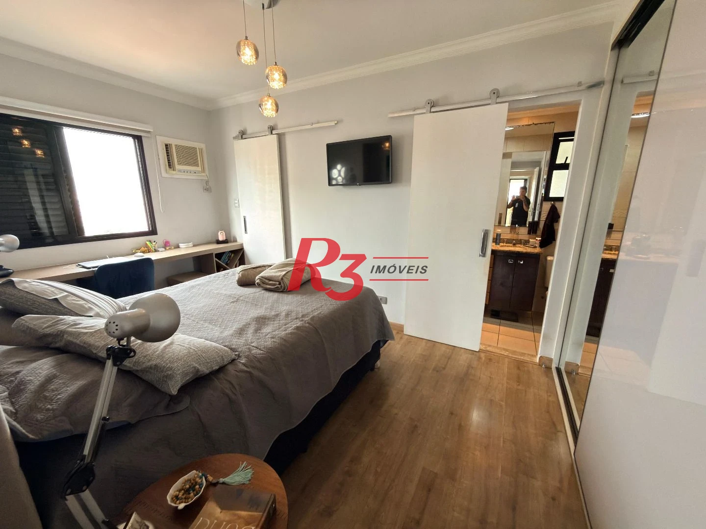 Apartamento com 3 dormitórios à venda, 122 m² por R$ 1.350.000,00 - Pompéia - Santos/SP