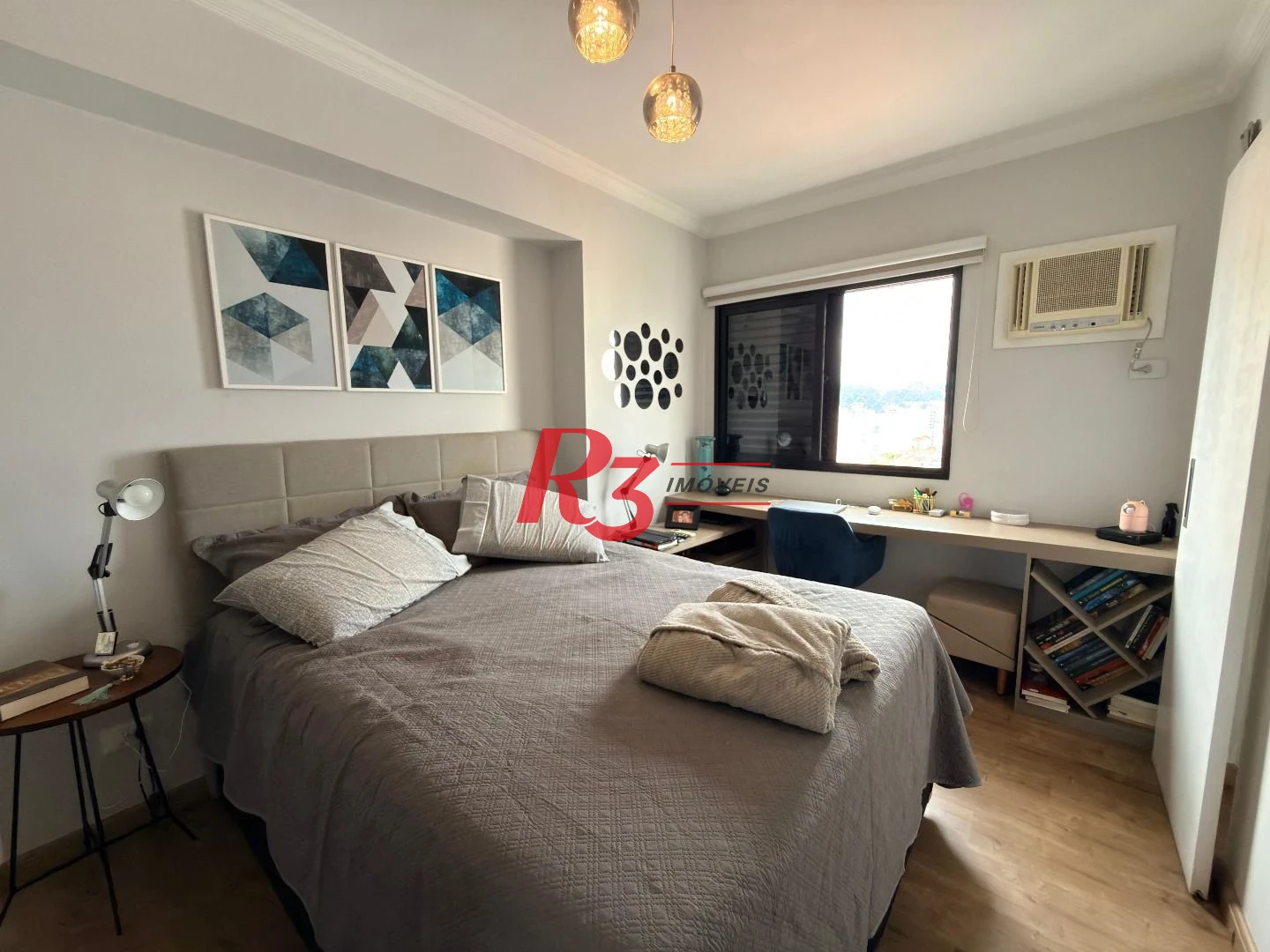 Apartamento com 3 dormitórios à venda, 122 m² por R$ 1.350.000,00 - Pompéia - Santos/SP