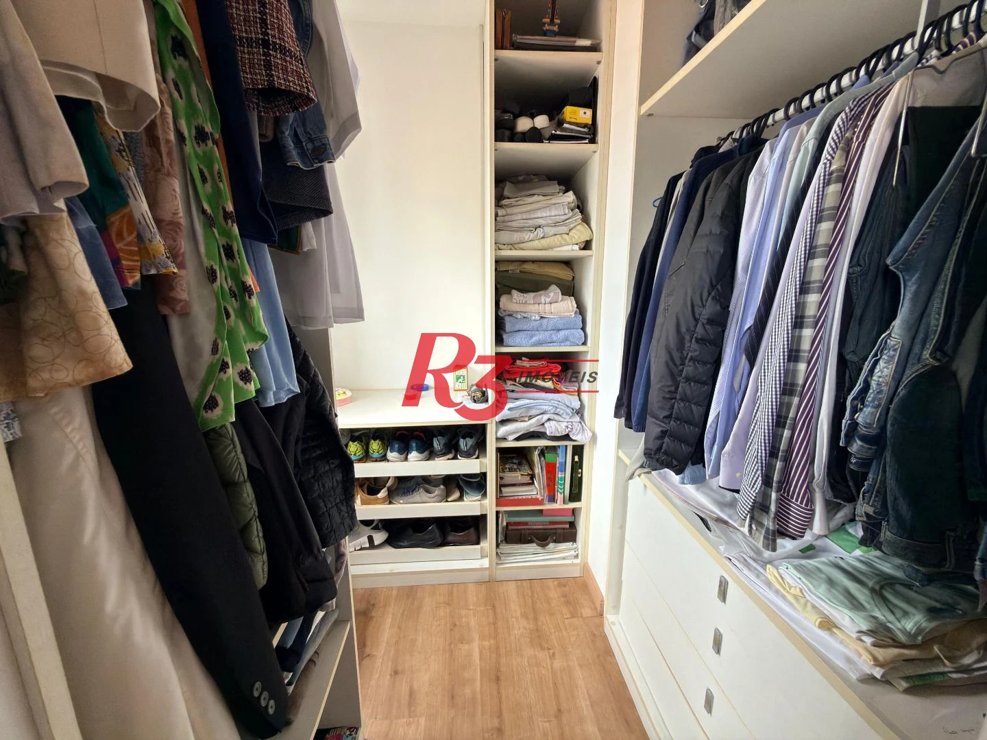 Apartamento com 3 dormitórios à venda, 122 m² por R$ 1.350.000,00 - Pompéia - Santos/SP