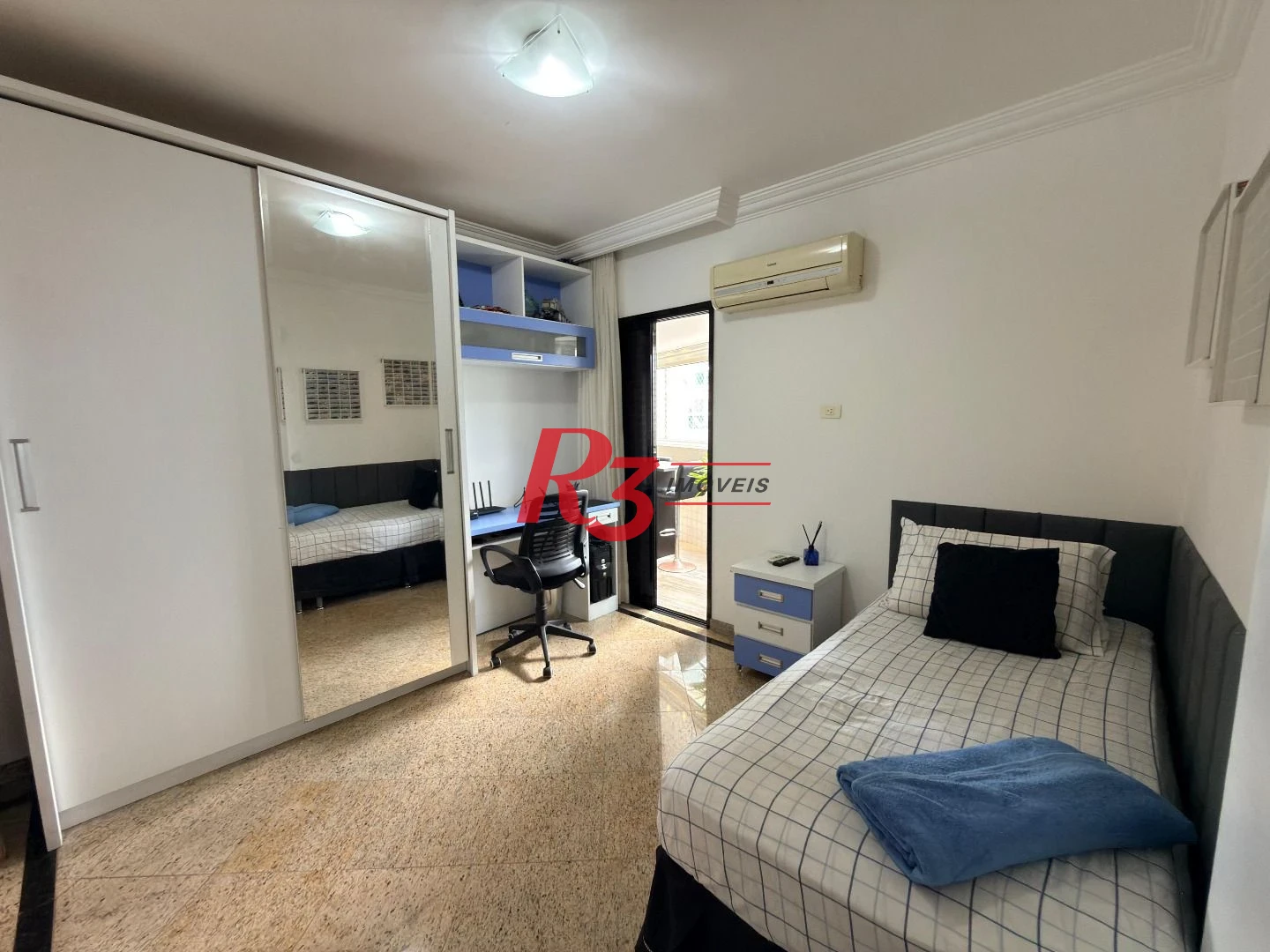 Apartamento com 3 dormitórios à venda, 122 m² por R$ 1.350.000,00 - Pompéia - Santos/SP