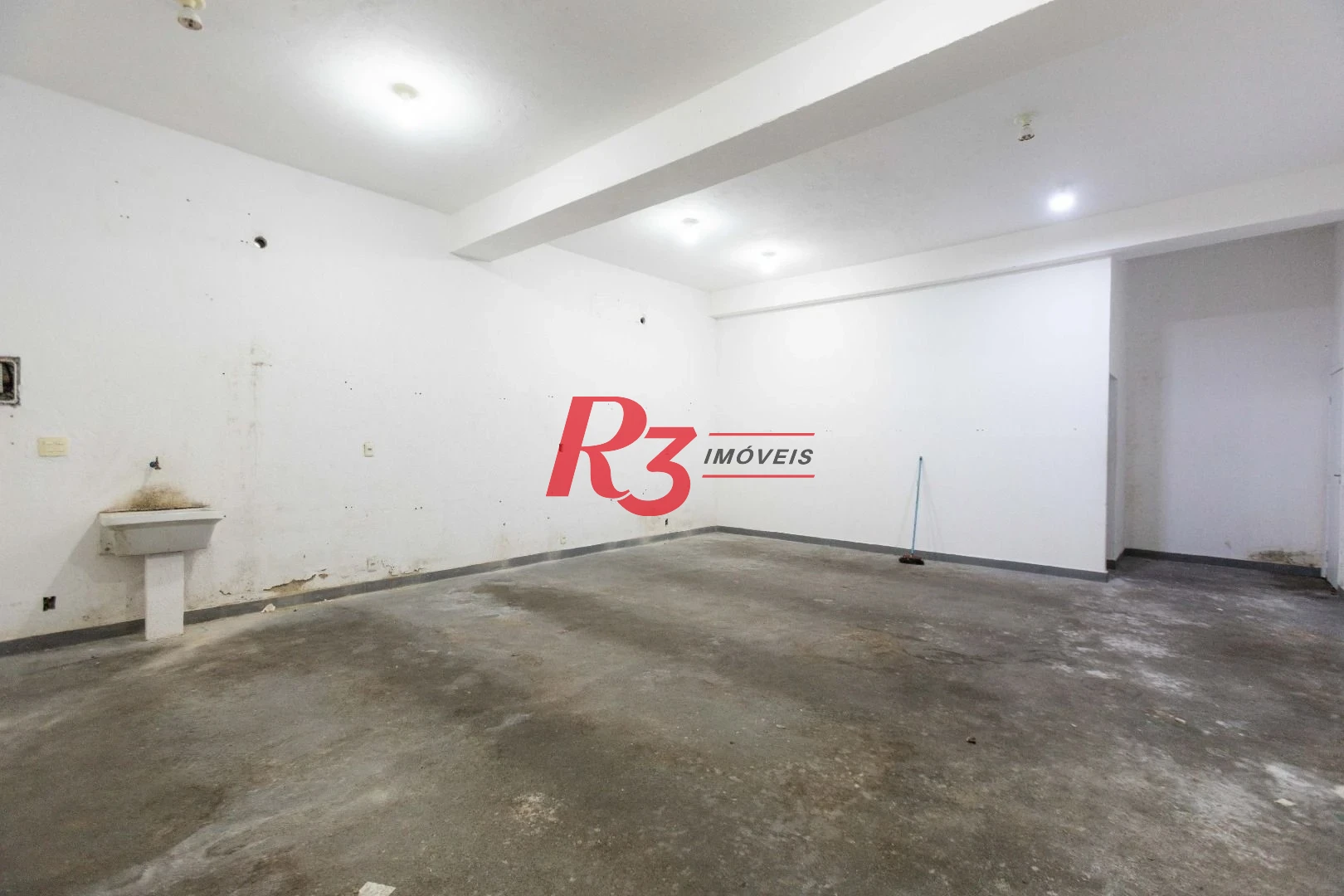 Terreno para alugar, 470 m² por R$ 13.500/mês - Macuco - Santos/SP