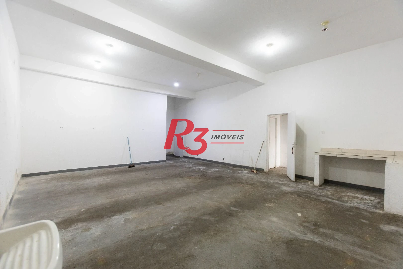 Terreno para alugar, 470 m² por R$ 13.500/mês - Macuco - Santos/SP