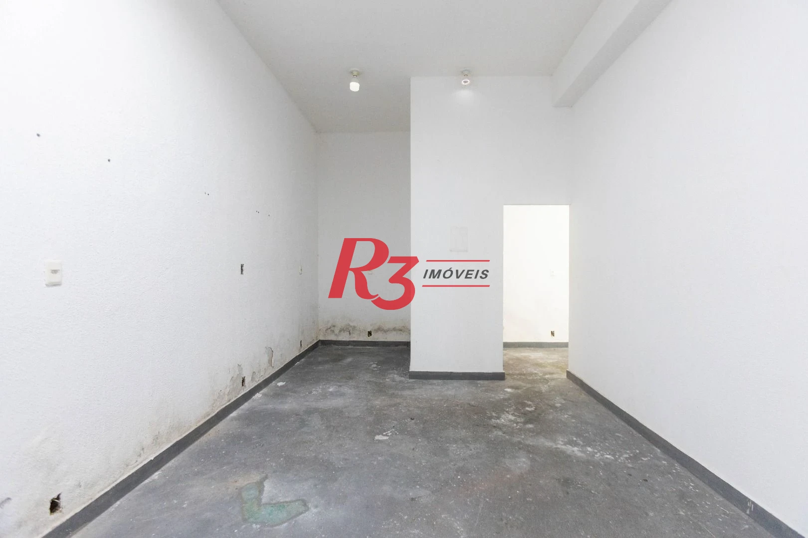 Terreno para alugar, 470 m² por R$ 13.500/mês - Macuco - Santos/SP