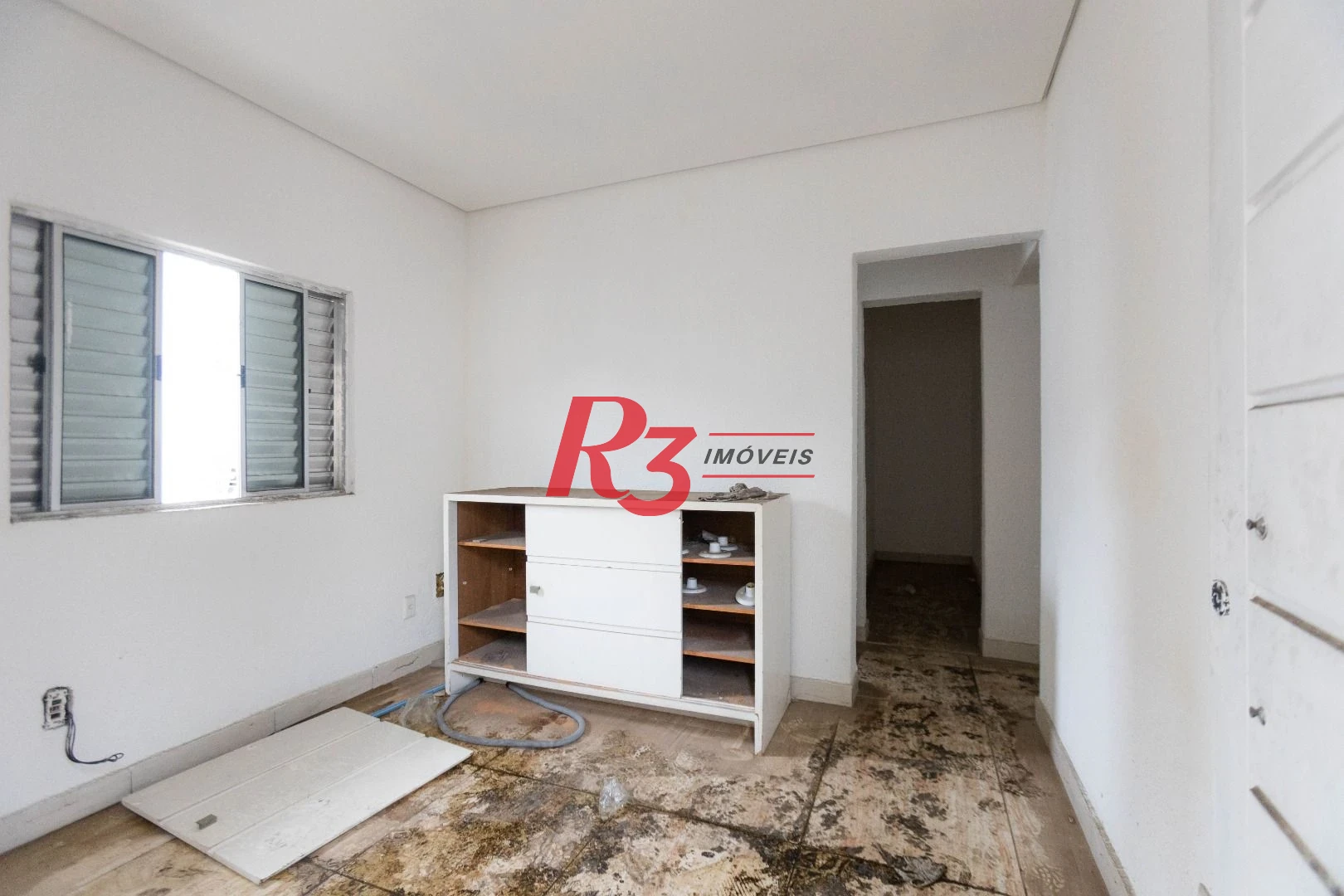 Terreno para alugar, 470 m² por R$ 13.500/mês - Macuco - Santos/SP
