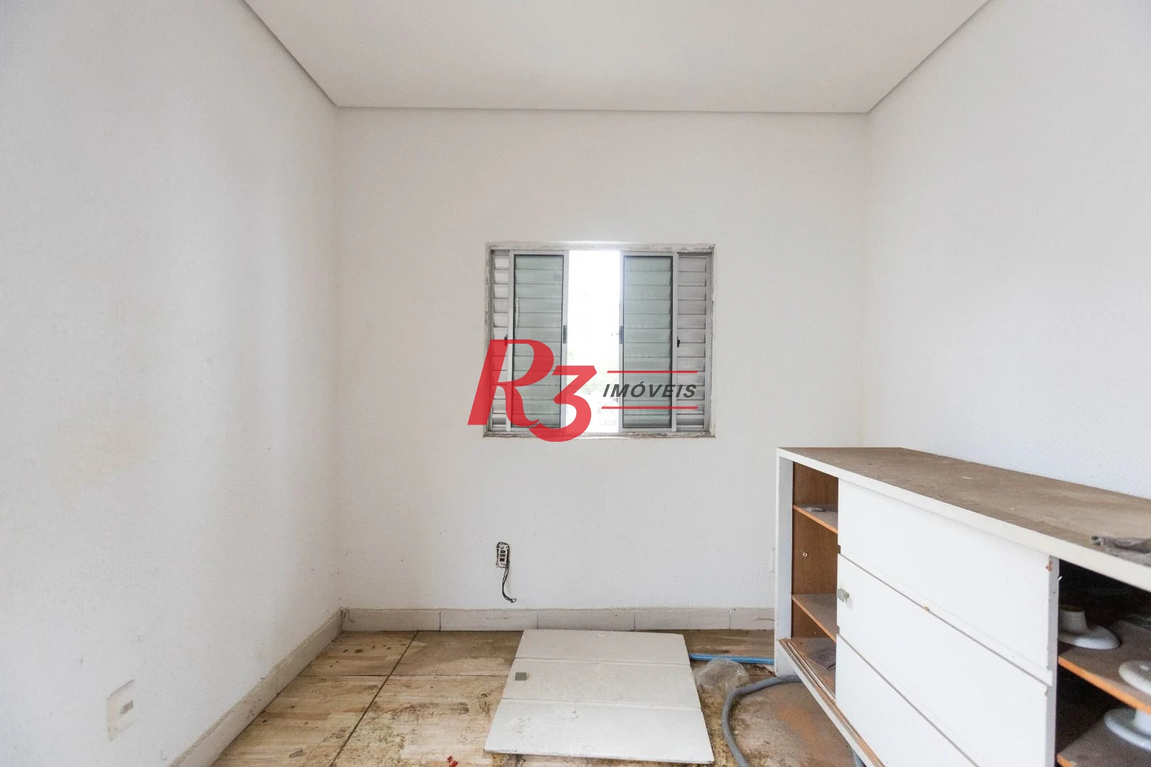 Terreno para alugar, 470 m² por R$ 13.500/mês - Macuco - Santos/SP
