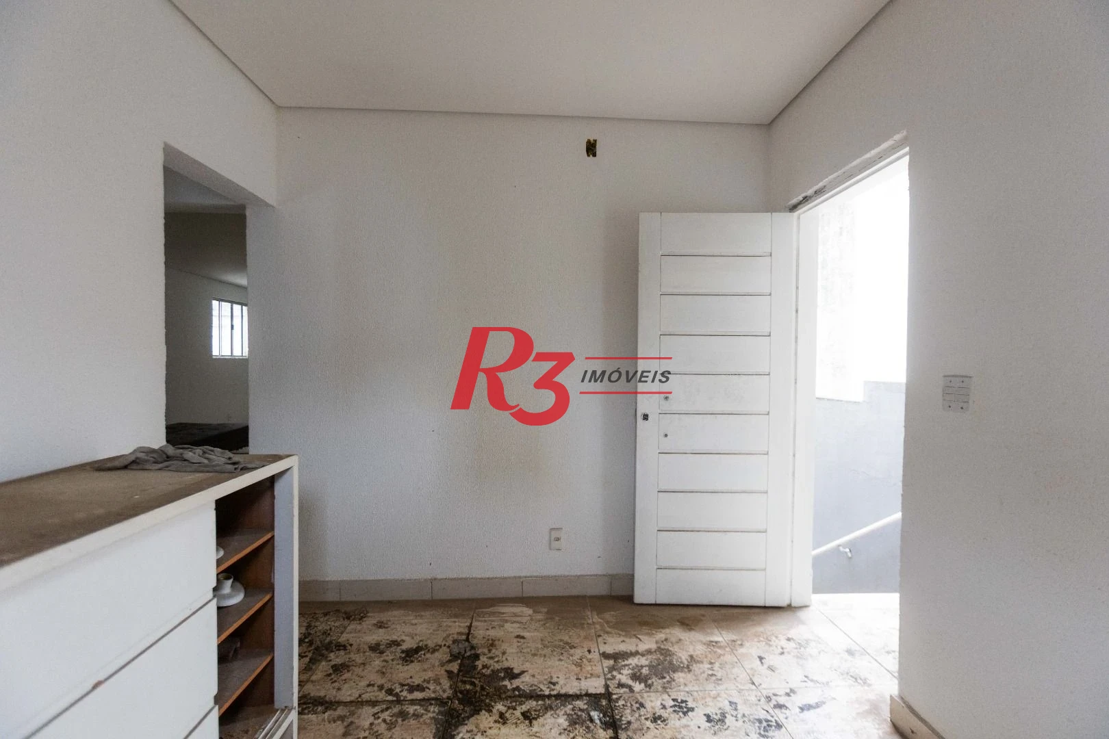 Terreno para alugar, 470 m² por R$ 13.500/mês - Macuco - Santos/SP