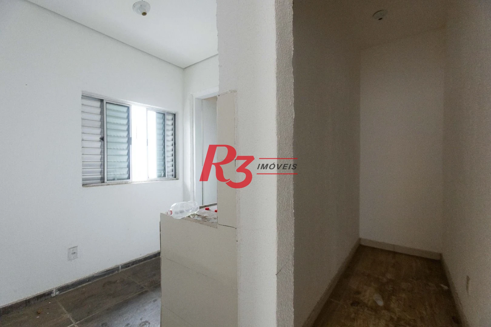 Terreno para alugar, 470 m² por R$ 13.500/mês - Macuco - Santos/SP
