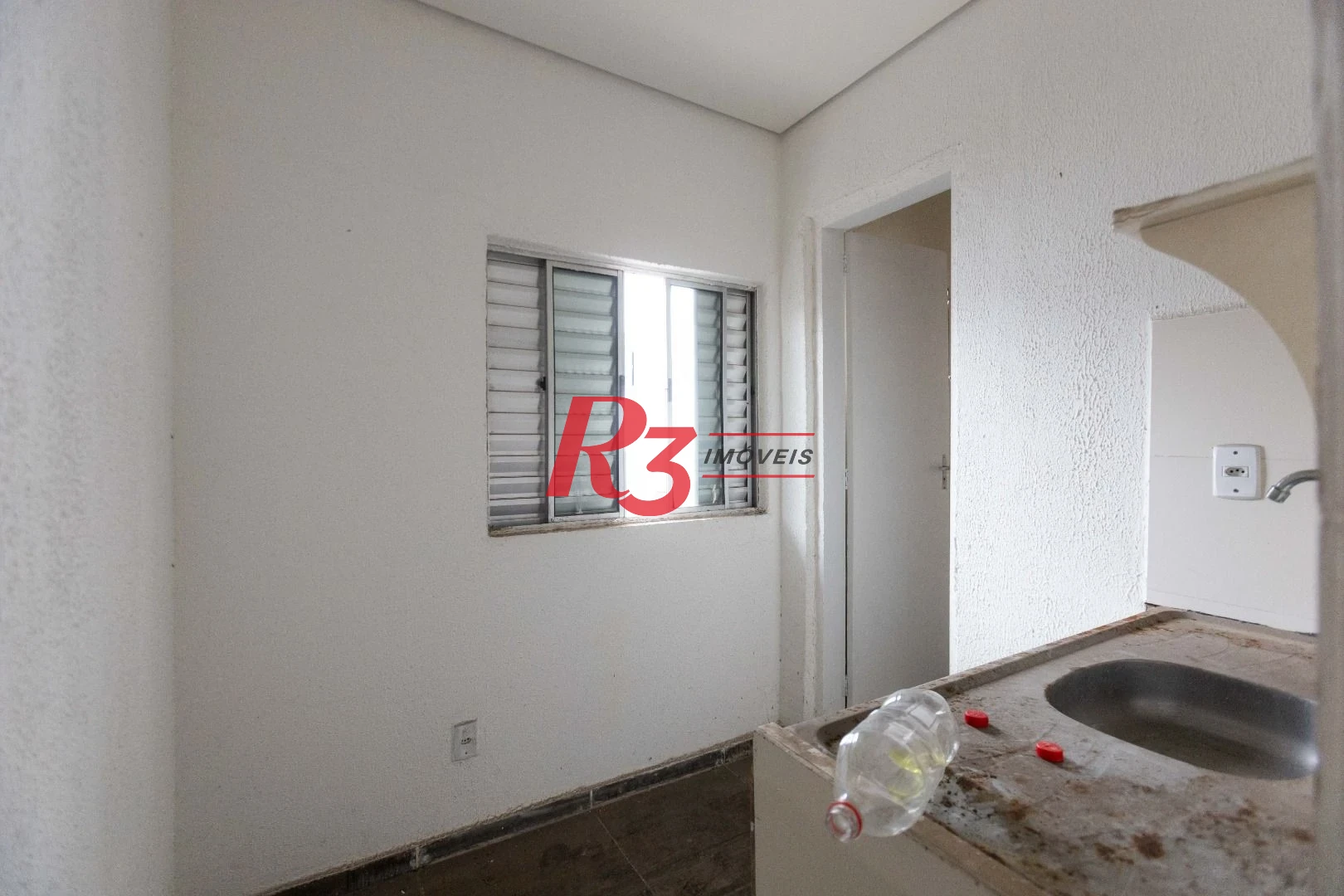 Terreno para alugar, 470 m² por R$ 13.500/mês - Macuco - Santos/SP
