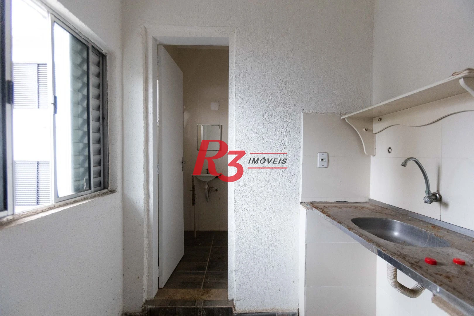Terreno para alugar, 470 m² por R$ 13.500/mês - Macuco - Santos/SP