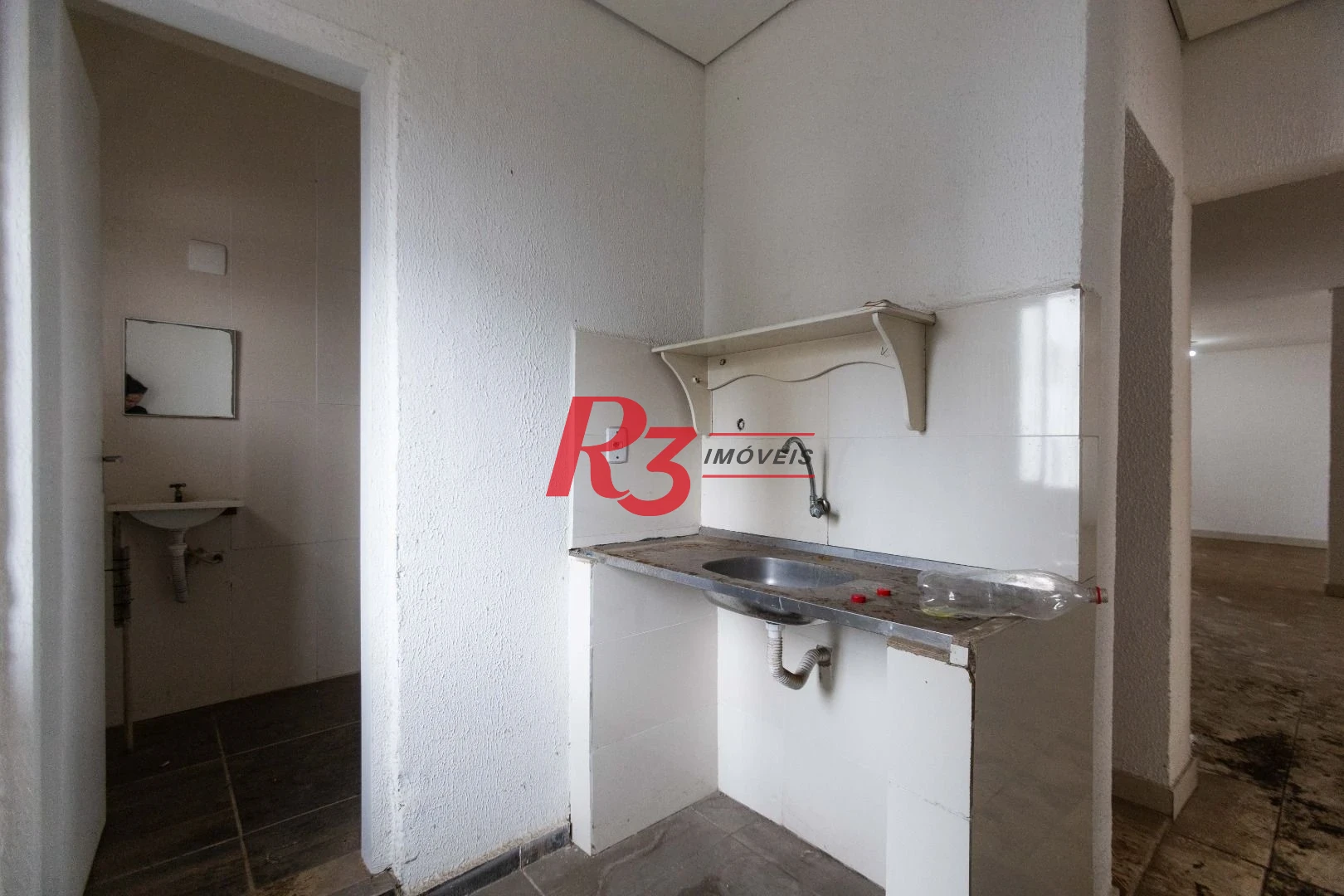 Terreno para alugar, 470 m² por R$ 13.500/mês - Macuco - Santos/SP
