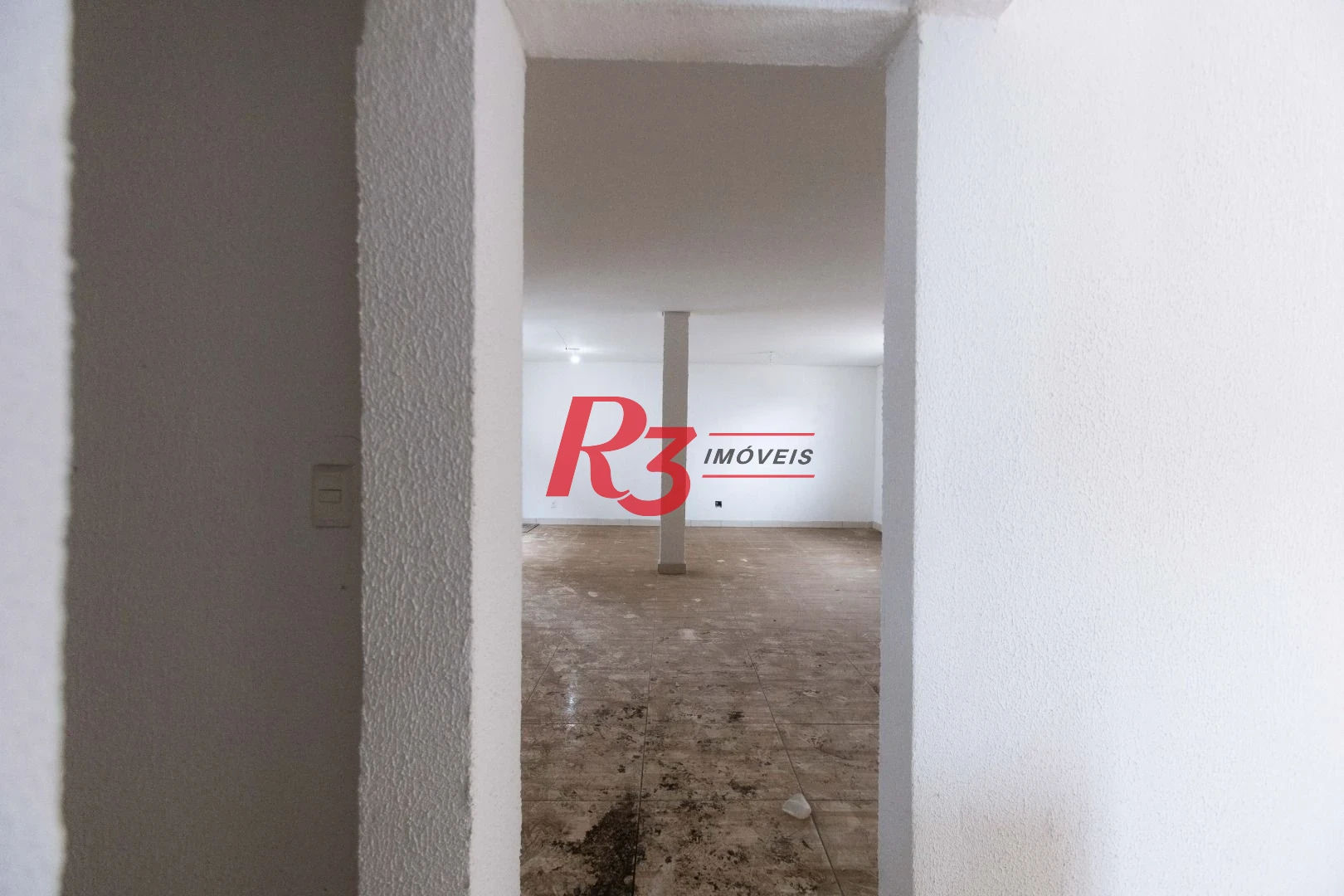 Terreno para alugar, 470 m² por R$ 13.500/mês - Macuco - Santos/SP