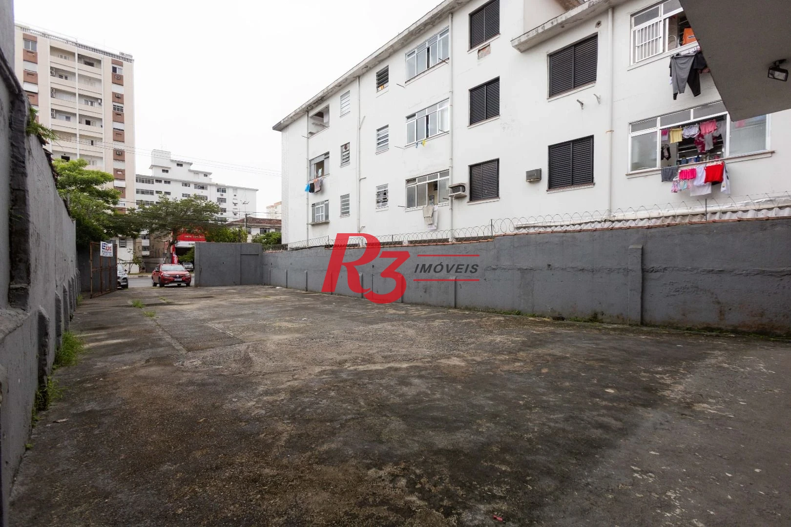Terreno para alugar, 470 m² por R$ 13.500/mês - Macuco - Santos/SP