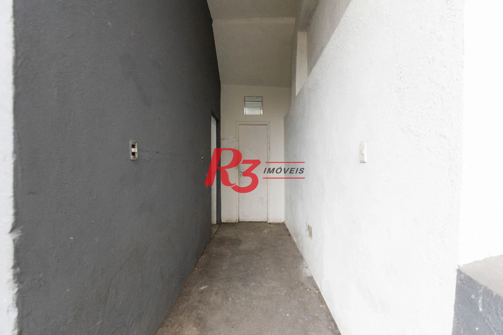 Terreno para alugar, 470 m² por R$ 13.500/mês - Macuco - Santos/SP