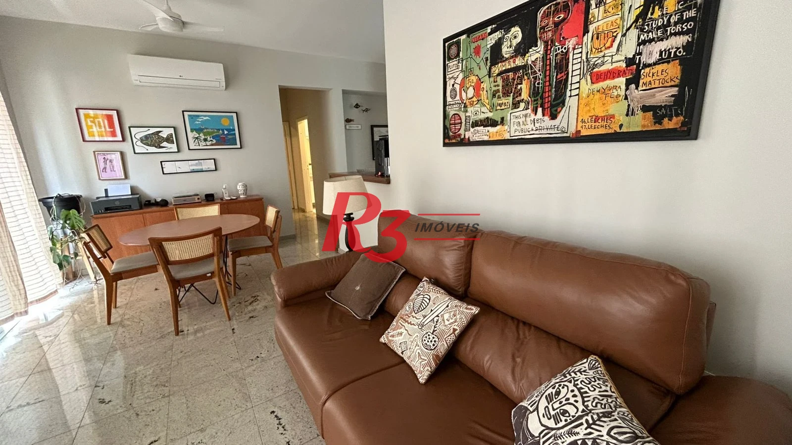 Apartamento com 2 dormitórios à venda, 80 m² por R$ 1.100.000,00 - Gonzaga - Santos/SP