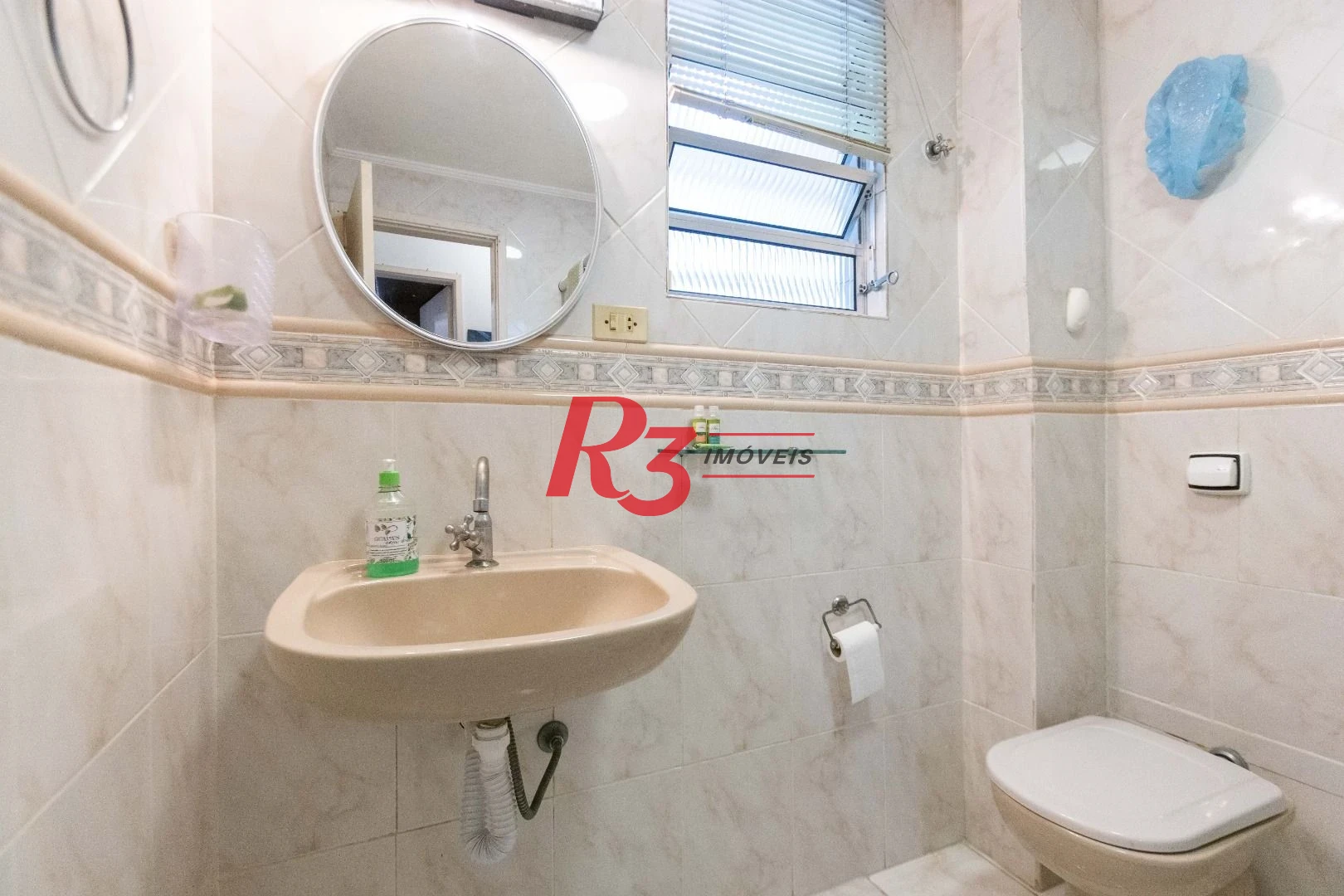 Apartamento com 3 dormitórios para alugar, 100 m² por R$ 4.500,02/mês - José Menino - Santos/SP