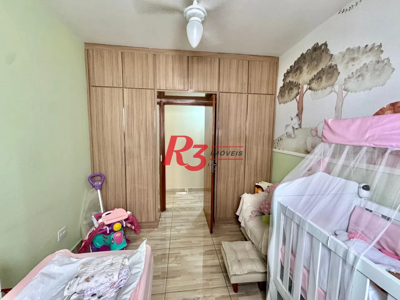 Apartamento com 2 dormitórios à venda, 65 m² por R$ 350.000,00 - Itararé - São Vicente/SP