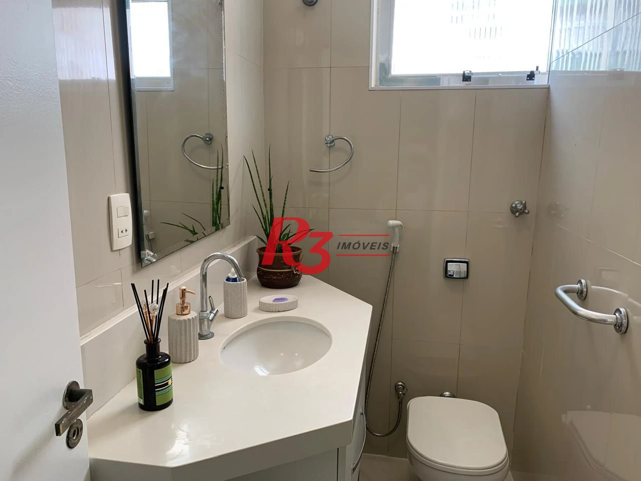 Apartamento com 2 dormitórios para alugar, 163 m² por R$ 6.400,02/ano - José Menino - Santos/SP