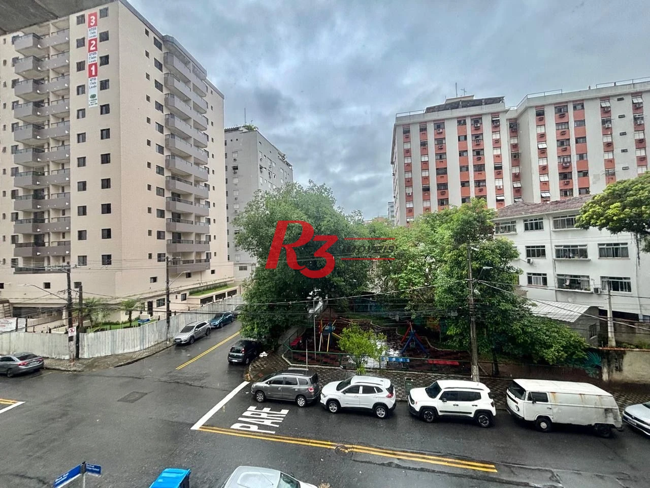 Apartamento com 3 dormitórios à venda, 97 m² por R$ 600.000,00 - Embaré - Santos/SP