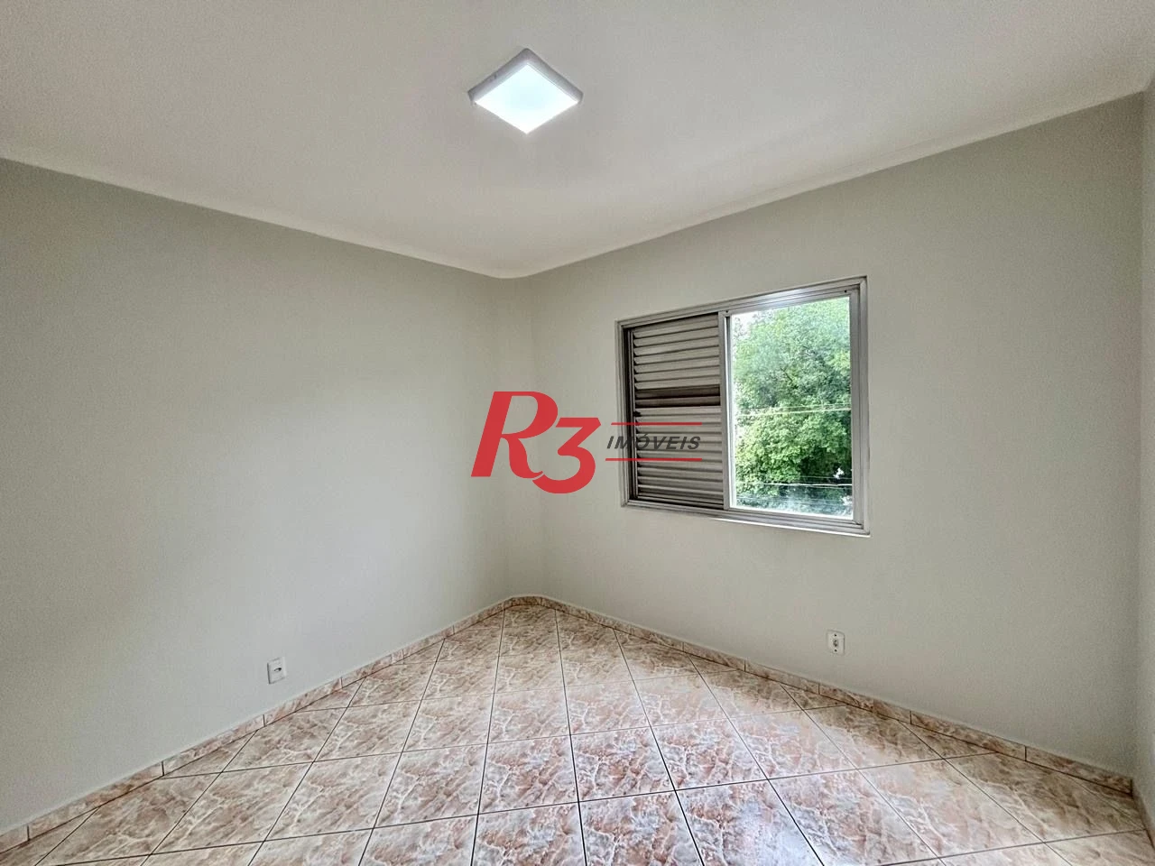 Apartamento com 3 dormitórios à venda, 97 m² por R$ 600.000,00 - Embaré - Santos/SP