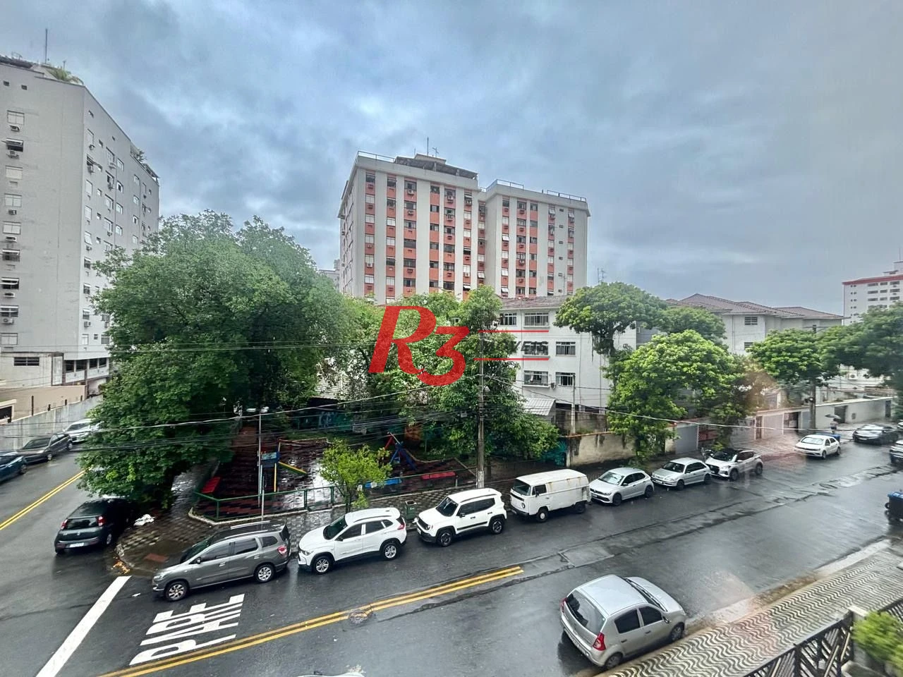 Apartamento com 3 dormitórios à venda, 97 m² por R$ 600.000,00 - Embaré - Santos/SP