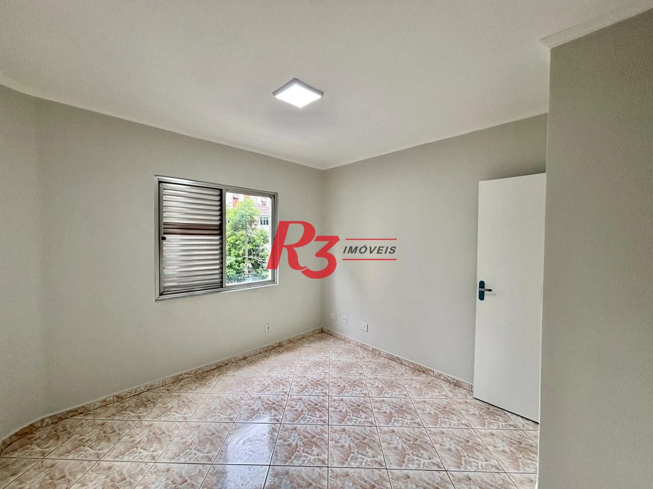 Apartamento com 3 dormitórios à venda, 97 m² por R$ 600.000,00 - Embaré - Santos/SP