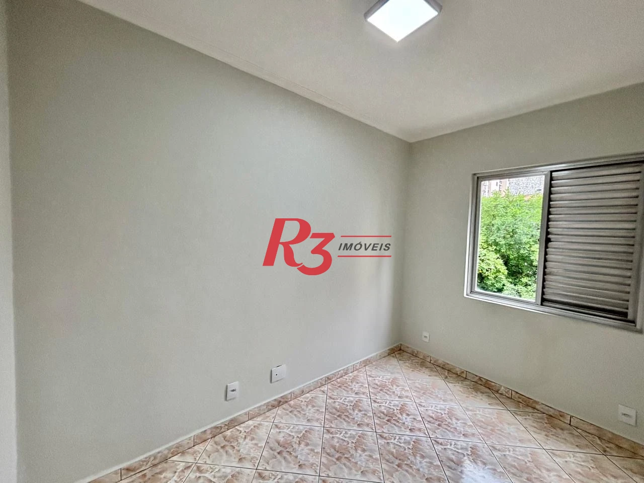 Apartamento com 3 dormitórios à venda, 97 m² por R$ 600.000,00 - Embaré - Santos/SP