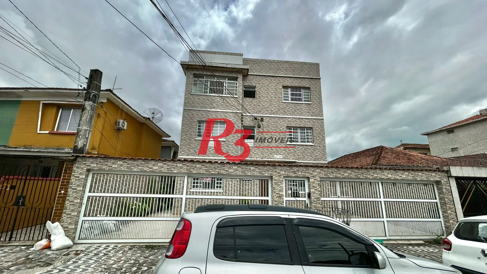 Apartamento com 4 dormitórios à venda, 120 m² por R$ 390.000,00 - Jardim Independência - São Vicente/SP