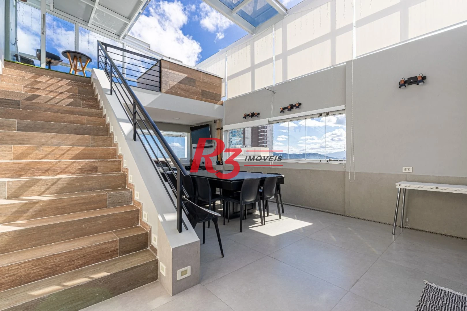 Apartamento Duplex com 2 dormitórios à venda, 157 m² por R$ 1.850.000,00 - Pompéia - Santos/SP