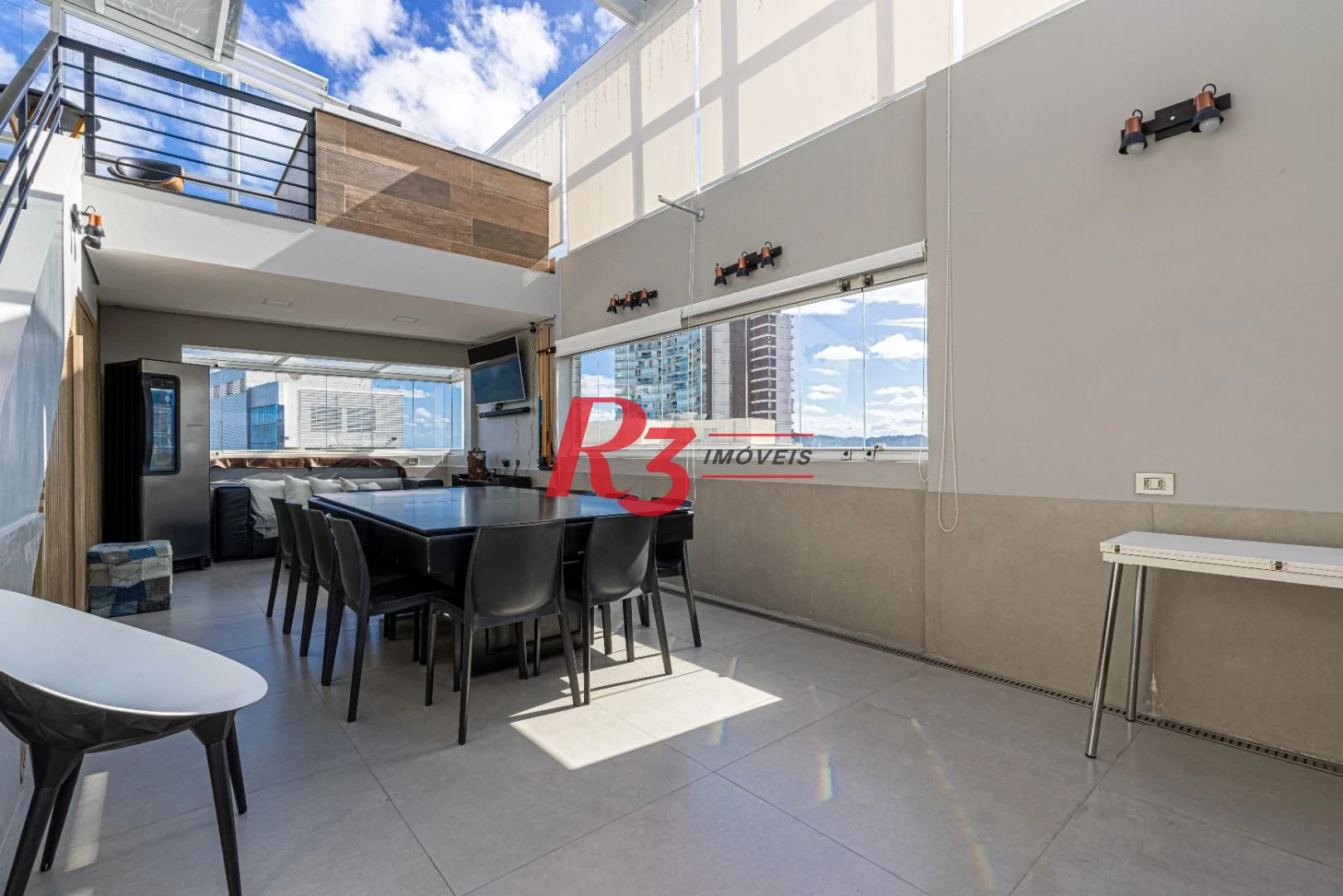 Apartamento Duplex com 2 dormitórios à venda, 157 m² por R$ 1.850.000,00 - Pompéia - Santos/SP
