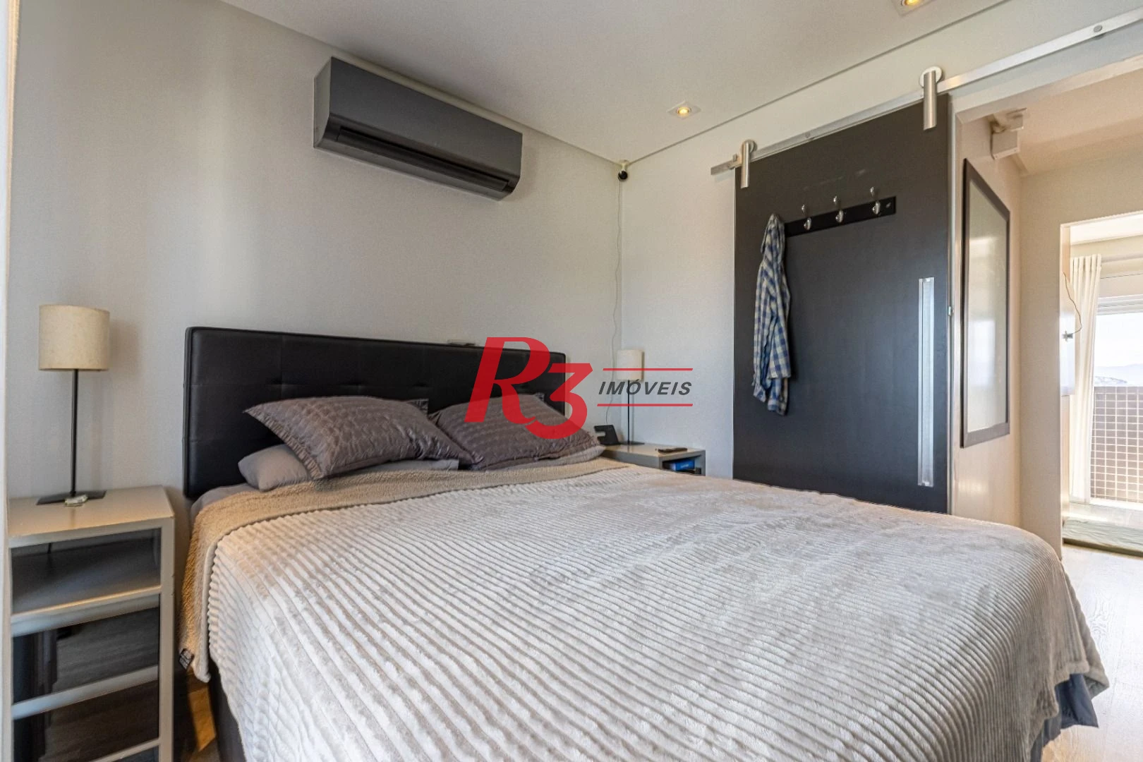 Apartamento Duplex com 2 dormitórios à venda, 157 m² por R$ 1.850.000,00 - Pompéia - Santos/SP