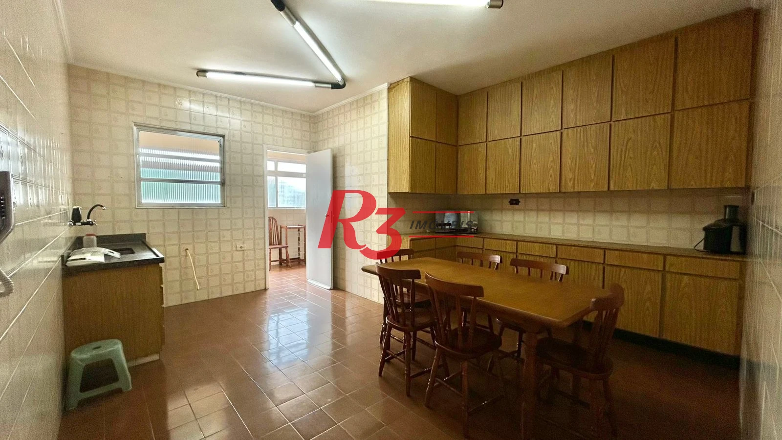 Apartamento com 2 dormitórios à venda, 100 m² por R$ 512.000,00 - Marapé - Santos/SP