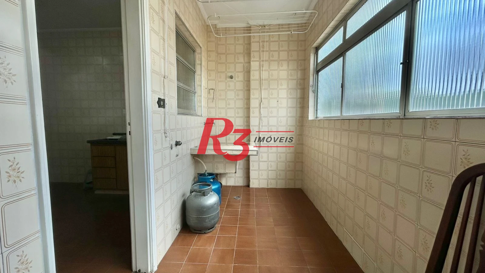 Apartamento com 2 dormitórios à venda, 100 m² por R$ 512.000,00 - Marapé - Santos/SP