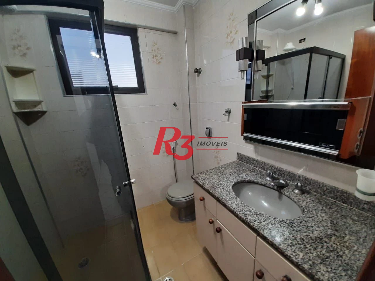 Apartamento com 3 dormitórios à venda, 123 m² por R$ 750.000,00 - Boqueirão - Santos/SP