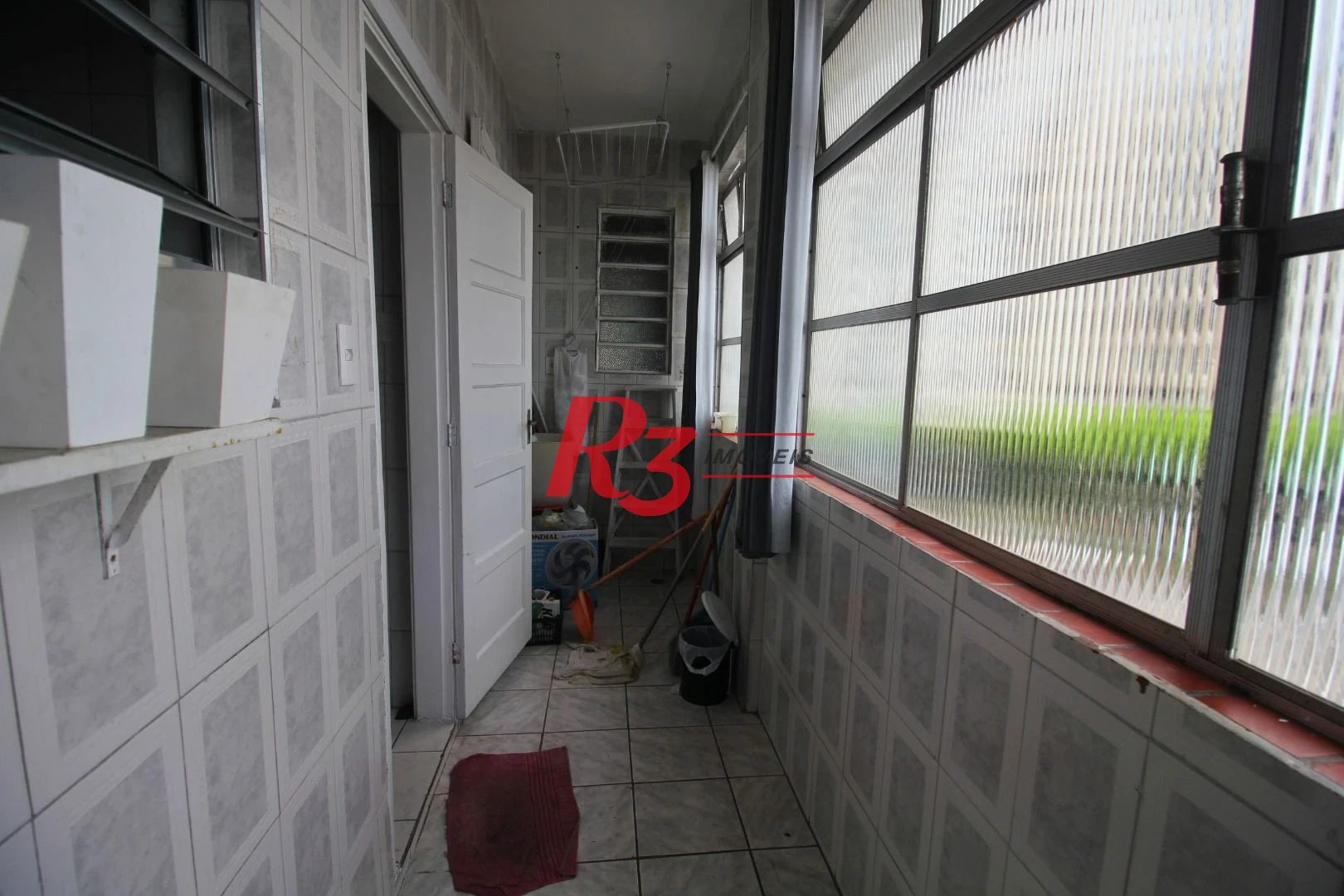 Apartamento com 3 dormitórios para alugar, 102 m² por R$ 3.700,00/mês - Gonzaga - Santos/SP
