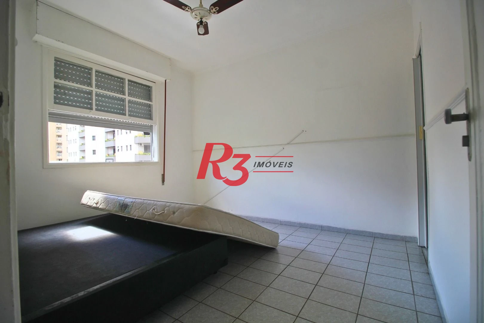 Apartamento com 3 dormitórios para alugar, 102 m² por R$ 3.700,00/mês - Gonzaga - Santos/SP
