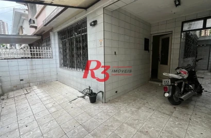 Sobrado com 3 dormitórios à venda, 107 m² por R$ 580.000,00 - Encruzilhada - Santos/SP