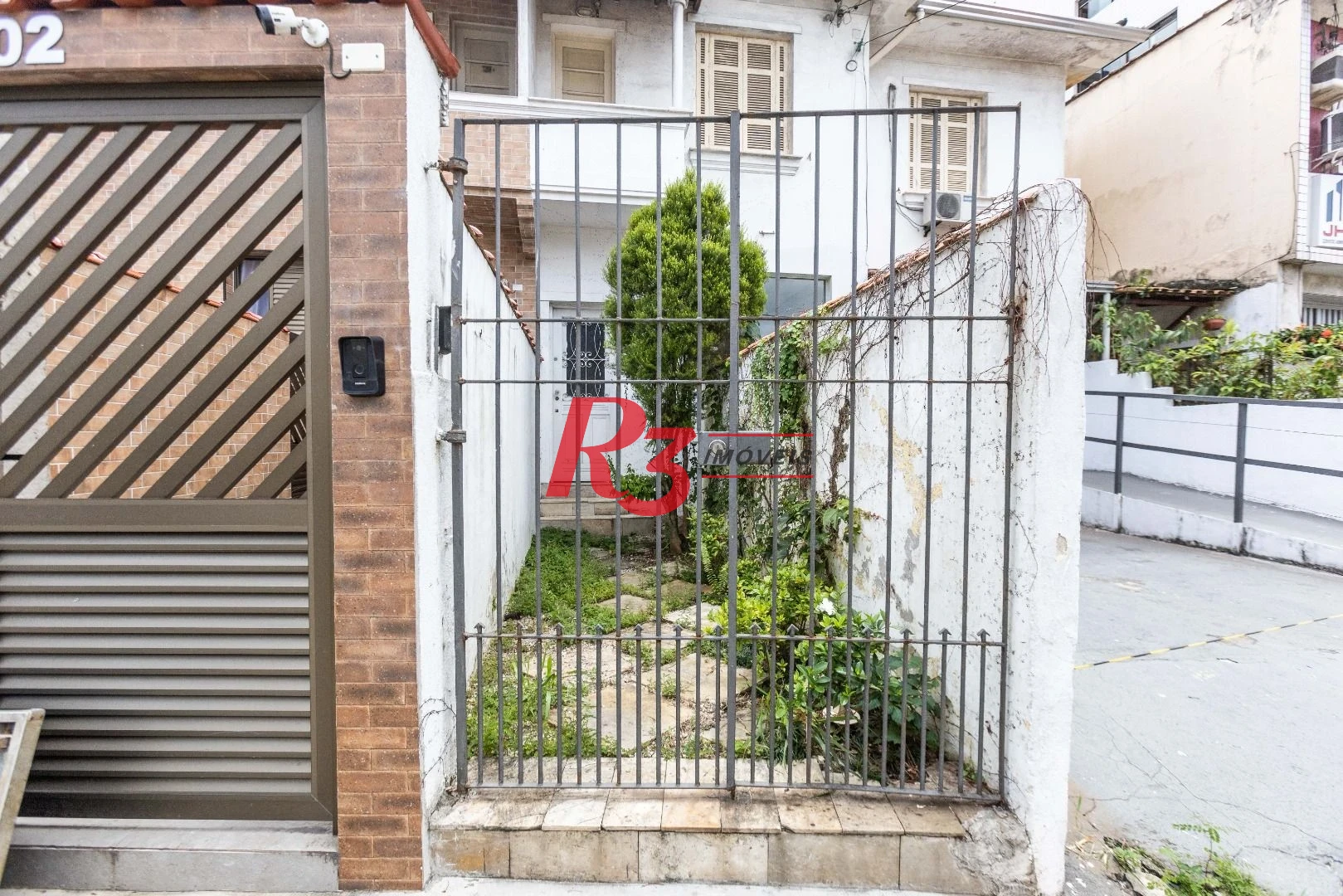Casa com 2 dormitórios à venda, 75 m² por R$ 600.000,00 - Boqueirão - Santos/SP