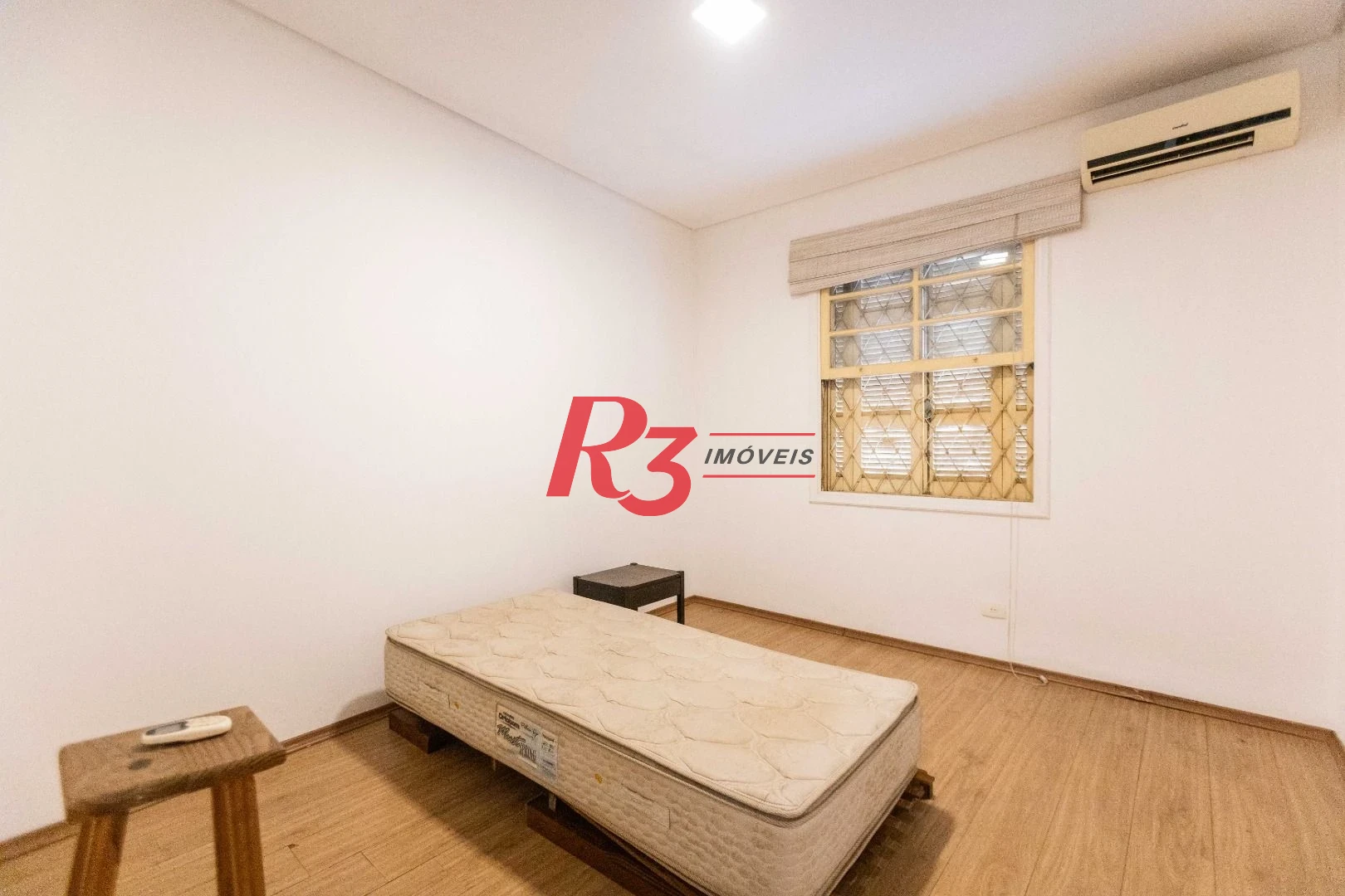 Casa com 2 dormitórios à venda, 75 m² por R$ 600.000,00 - Boqueirão - Santos/SP